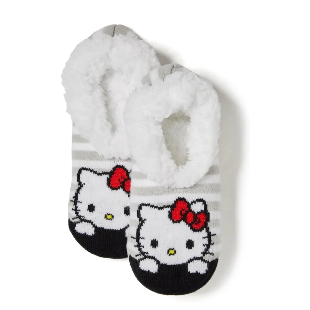 Hello Kitty Kids White Slippers Gray stripes Warm Cozy Lining  Safe Grips